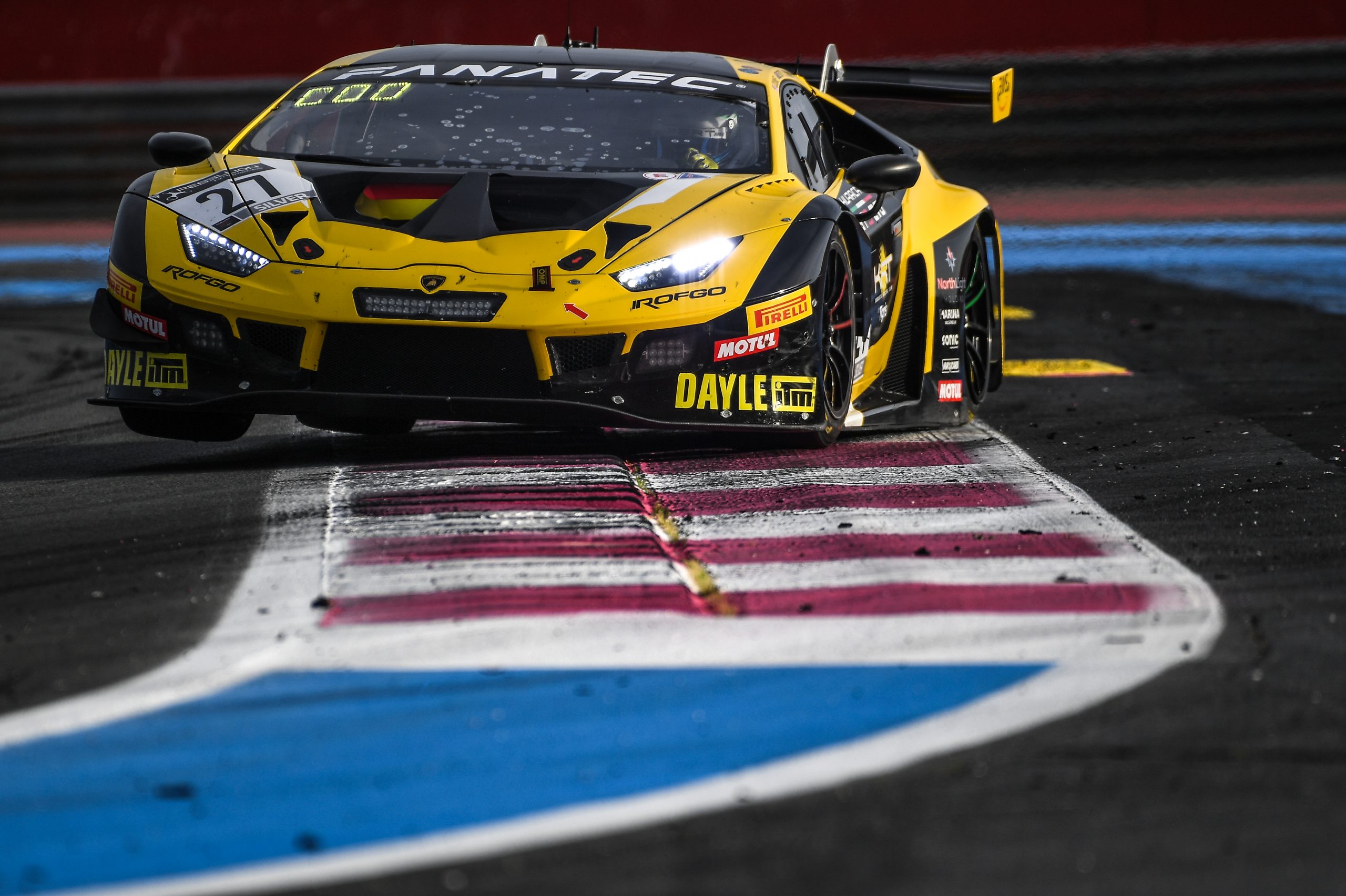 Podium successes and important championship points at Circuit Paul Ricard
